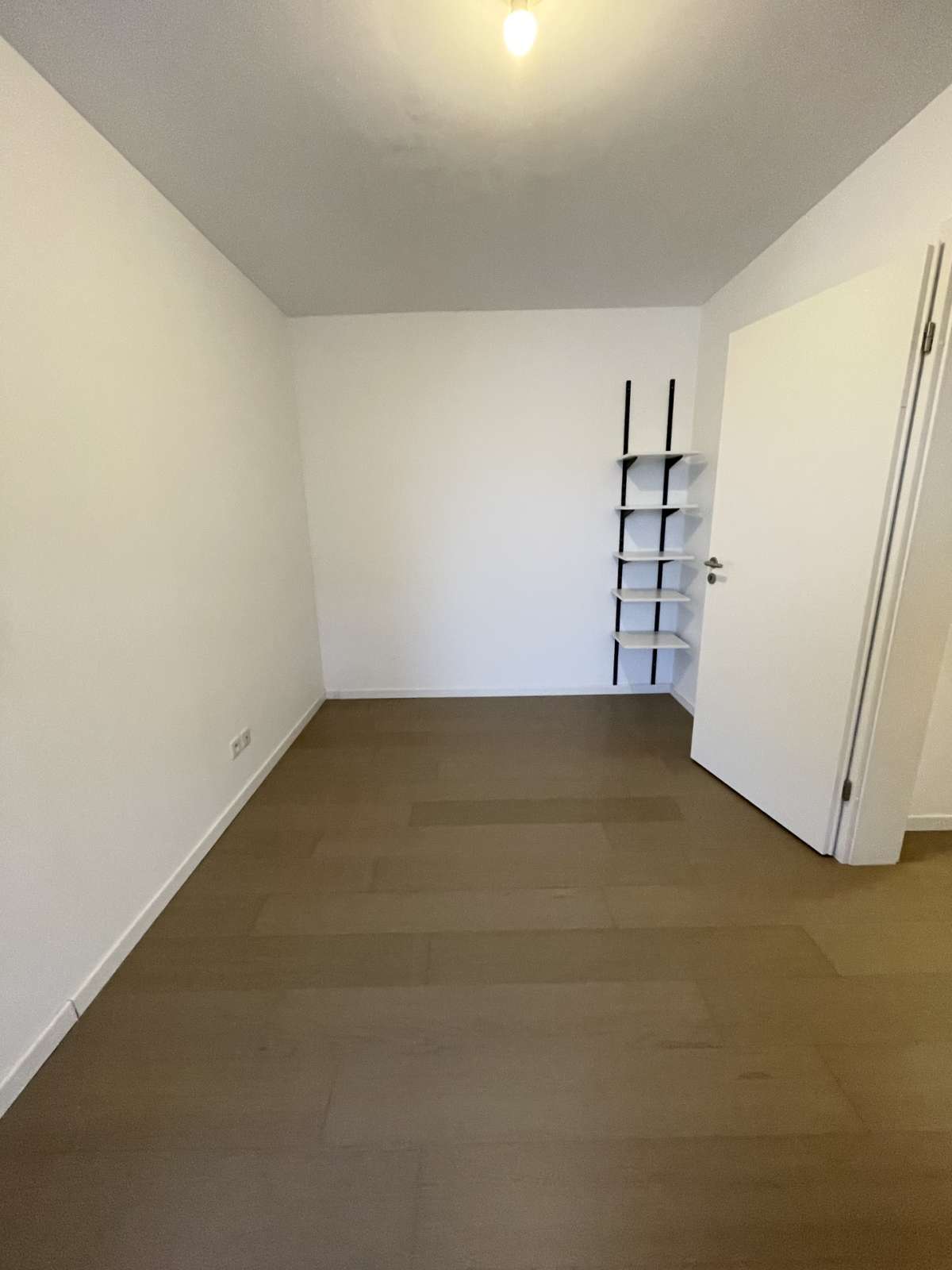 Appartement F5 - LANEUVEVILLE *