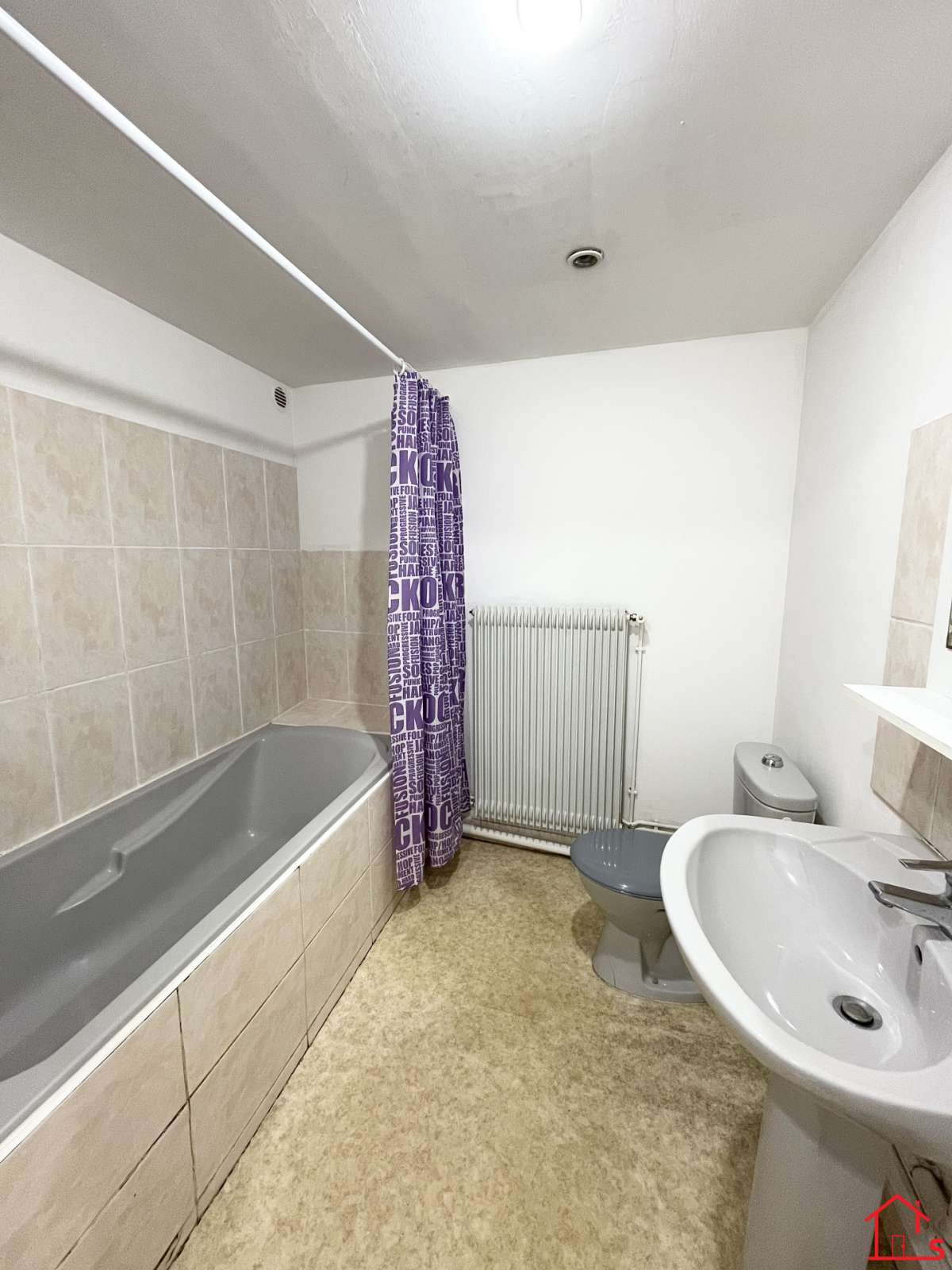 Appartement triplex à MARBACHE