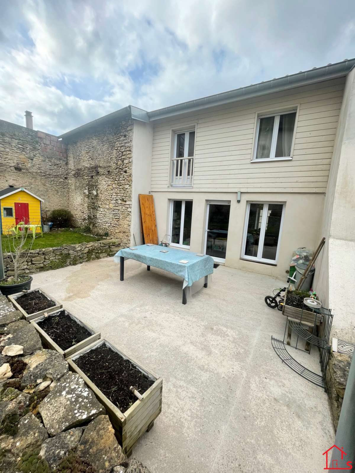 Centre de DIEULOUARD Maison deux chambres avec jardin