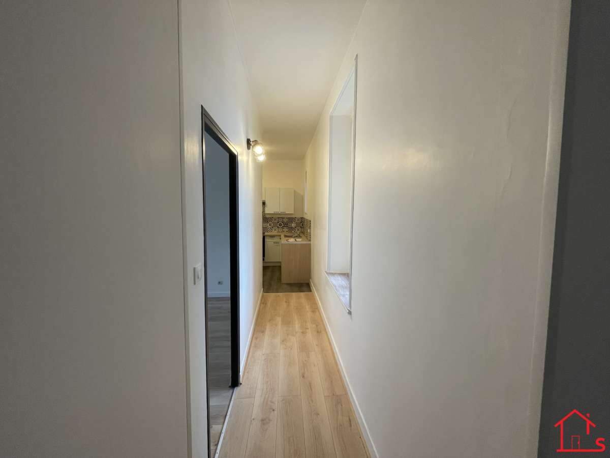 Appartement F2 - NOMENY