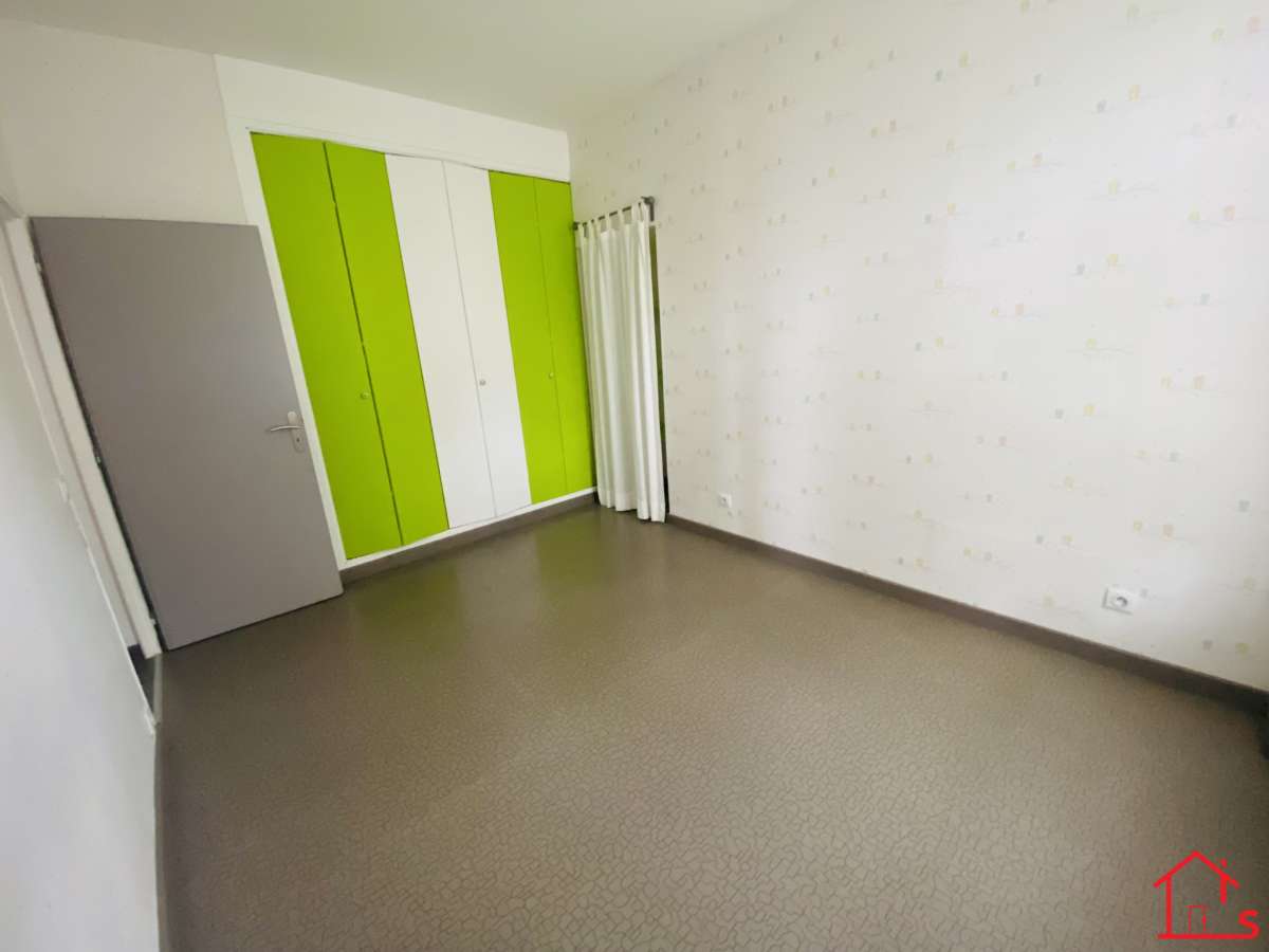 Maison/Appartement à Dieulouard 125 m2 avec jardin et garages