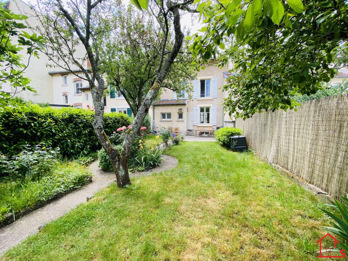 Maison de charme - 4 chambres   Jardin   Garage