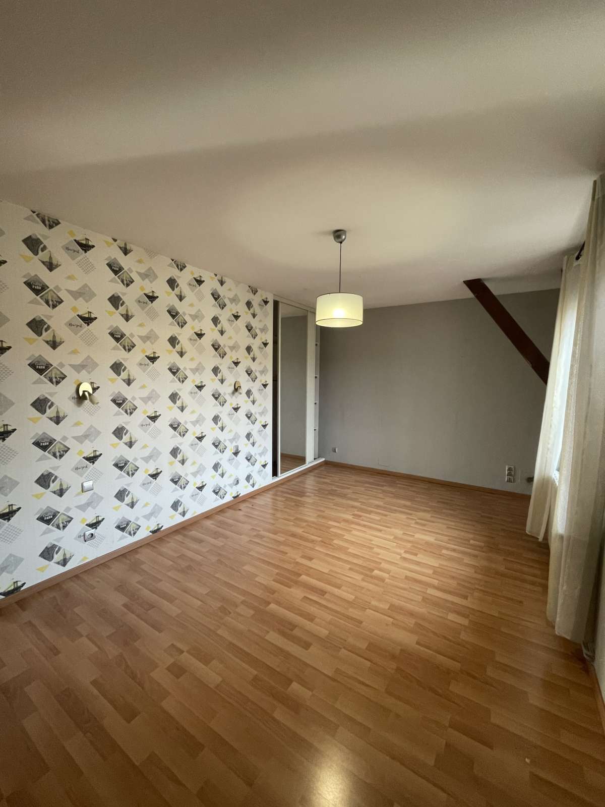 Maison F7 - LIMEY-REMENAUVILLE *