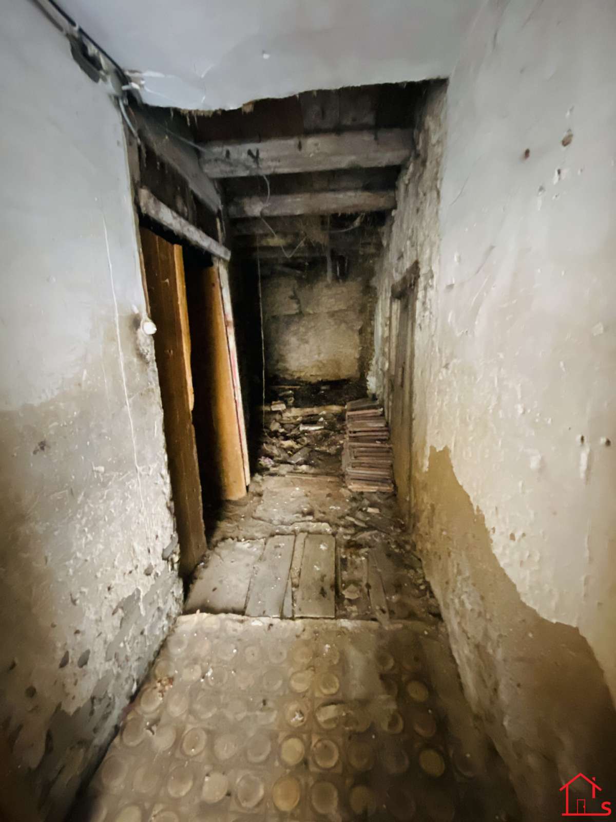 MAISON À RENOVER